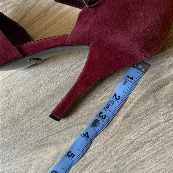 💕BOGO💕Fergie ankles strap heels - Picture 9 of 10